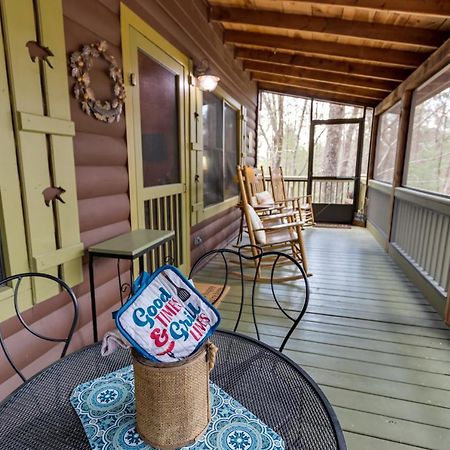 Blue Ridge Cozy Cabin In The Woods With Hot Tub! Exterior photo